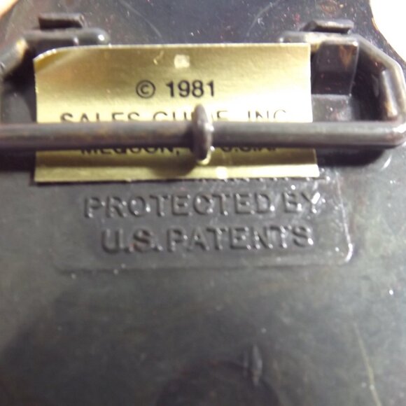 Gold Tractor Belt Buckle - Picture 5 of 9